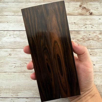 Mun Ebony Scales (Natural) - MN20