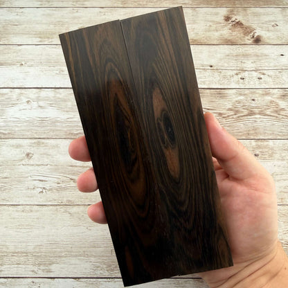Mun Ebony Scales (Natural) - MN21